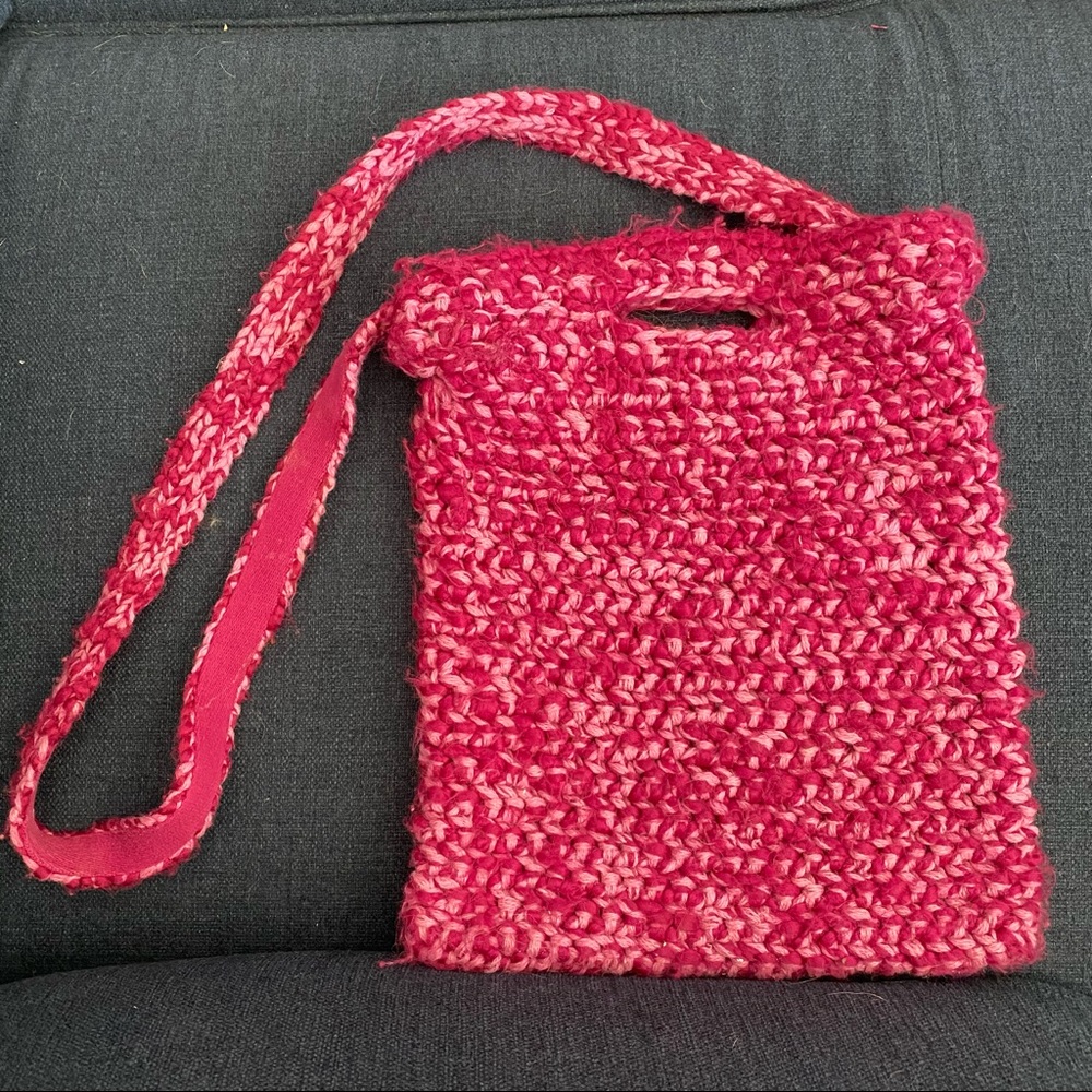 Pink purse with removable shoulder strap
